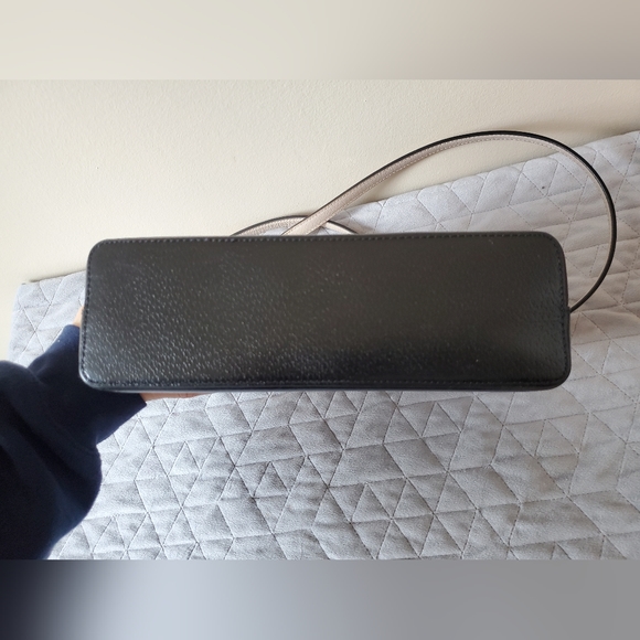 Kate Spade New York | Warm Beige & Black Jeanne Leather Crossbody Bag - Picture 7 of 16